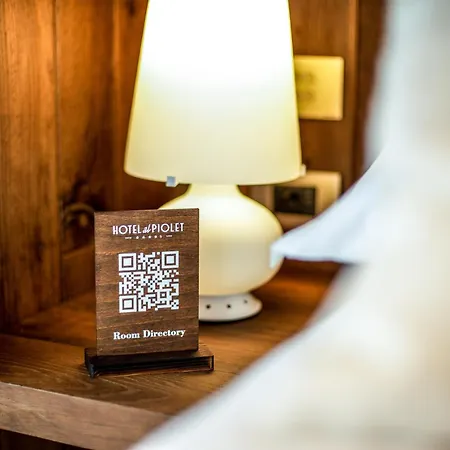 Al Piolet ホテル